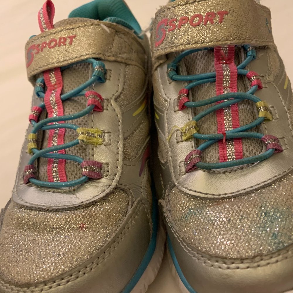 Girl's Sport by Sketchers Light up Sneakers